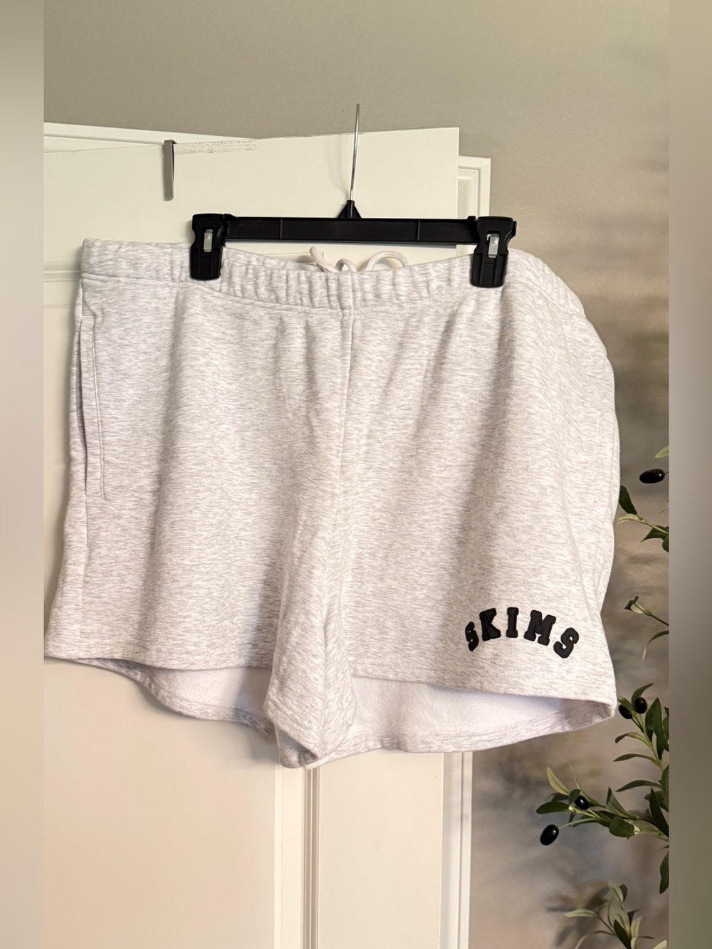 SKIMS Cotton Fleece Logo Classic Short